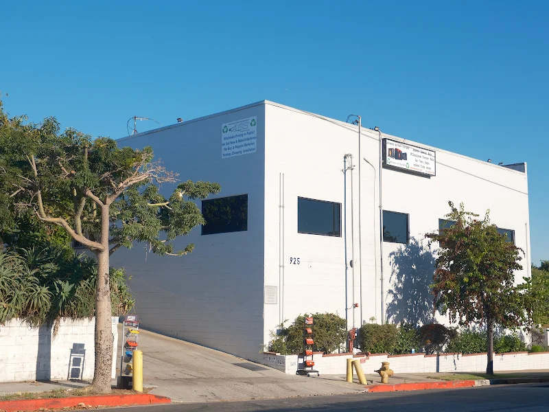 Advanced Automotive Batteries