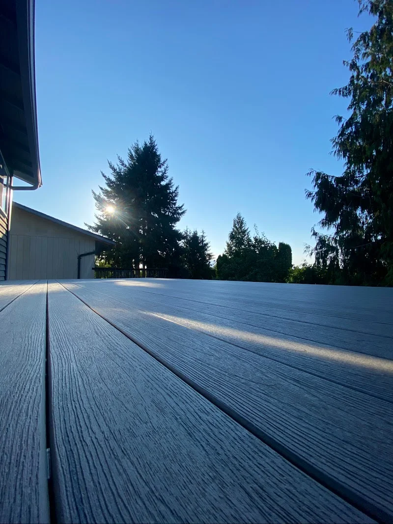 Delight Decking
