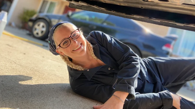 Girlie Garage