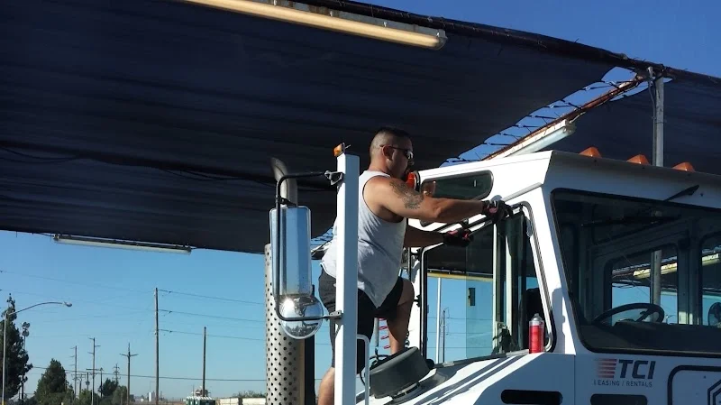 JB’s Auto Glass