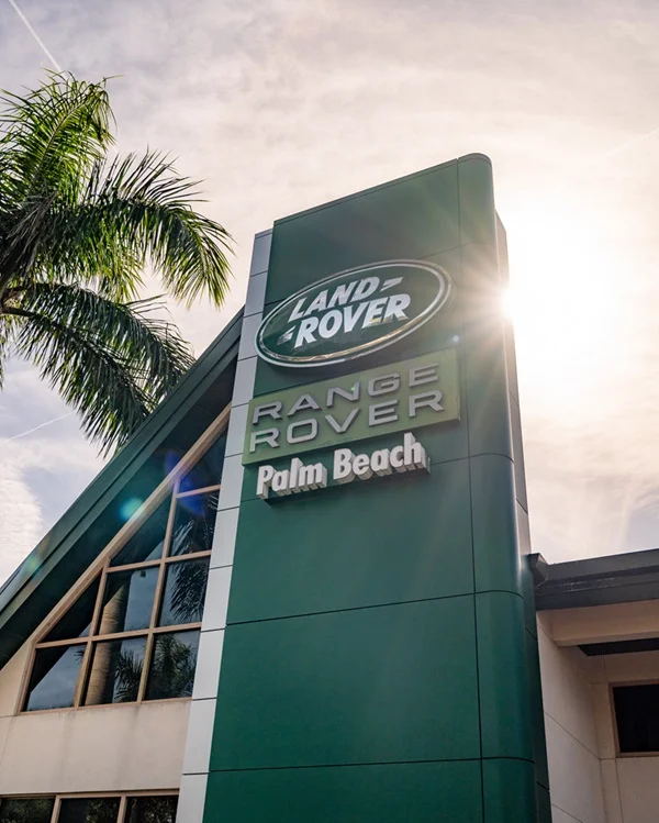 Land Rover Palm Beach