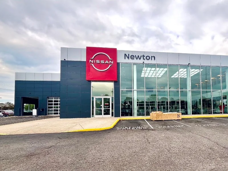 Newton Nissan of Gallatin