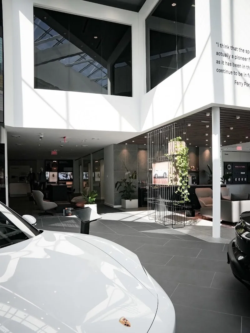 Porsche Larchmont