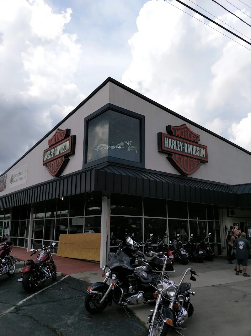 Smokin' Harley-Davidson